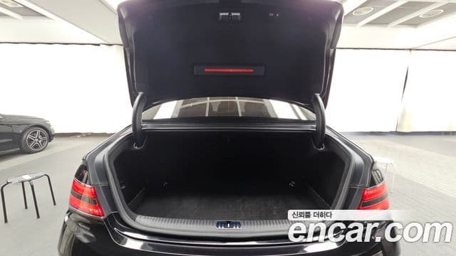 Genesis G90 Luxury, 2020 18