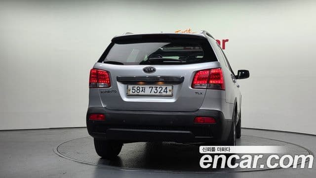 Kia Sorento R топовая версия, 2011 4