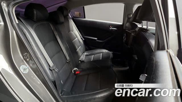 Kia K3 Prestige, 2013 12