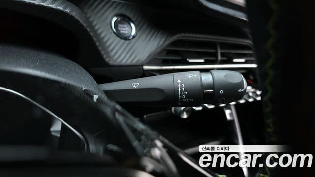 Peugeot e-208 2세대 GT, 2022 18