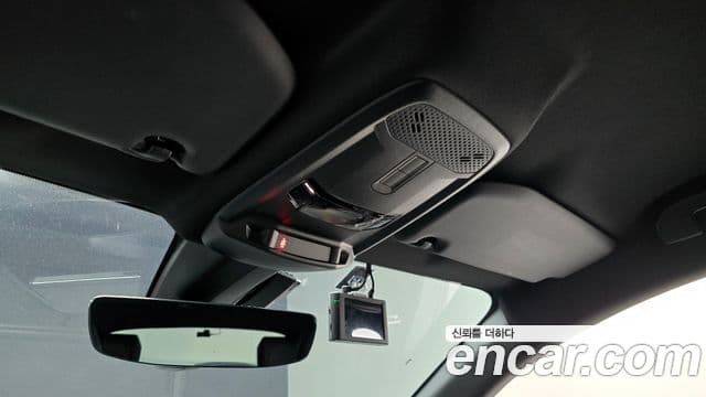 Peugeot e-208 2세대 GT, 2022 20