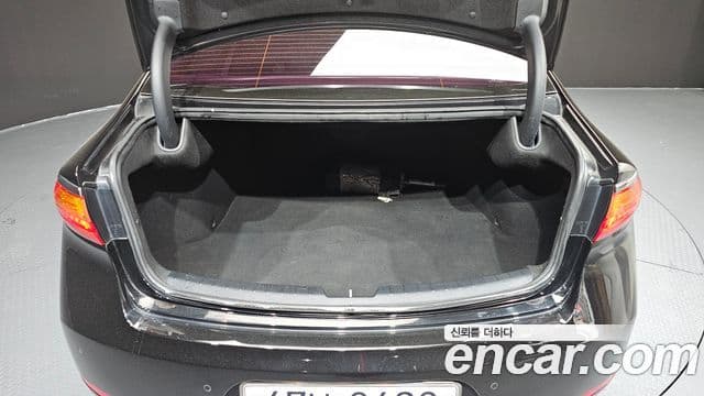 Kia All New K7 Prestige, 2016 20