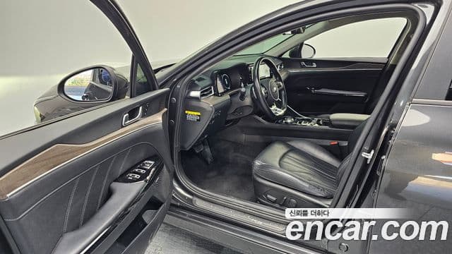 Kia K5 3세대 Signature, 2020 10