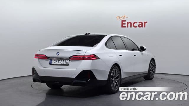 BMW 5시리즈 (G60) 520i Special Edition, 2024 2