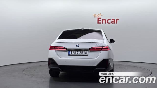 BMW 5시리즈 (G60) 520i Special Edition, 2024 4