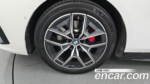 BMW 5시리즈 (G60) 520i Special Edition, 2024 все фото