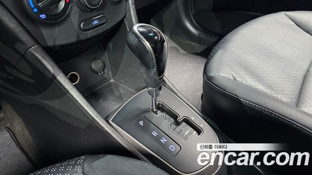 Hyundai Accent(новый кузов / новое поколение) 1.4 VVT Smart, 2016 9