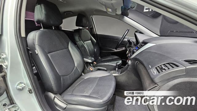 Hyundai Accent(новый кузов / новое поколение) 1.4 VVT Smart, 2016 10