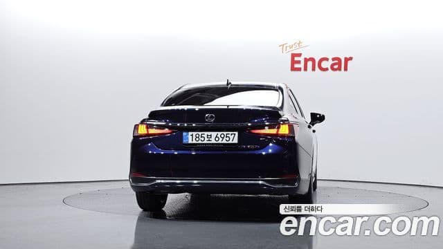 Lexus ES300h 7세대 Executive, 2026 4