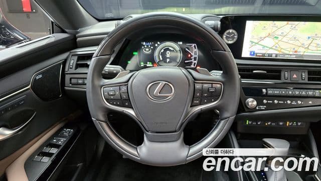 Lexus ES300h 7세대 Executive, 2026 13