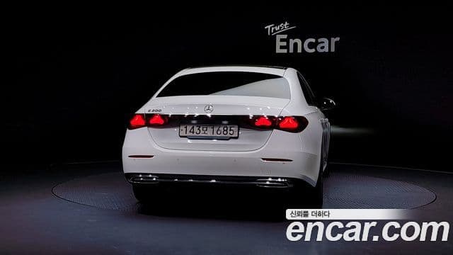 Mercedes-Benz E-класс W214 Avantgarde, 2025 4