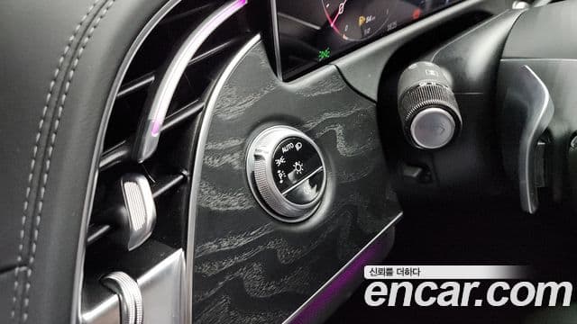 Mercedes-Benz E-класс W214 Avantgarde, 2025 17