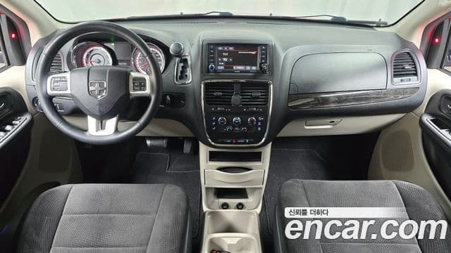 Dodge Grand 캐러밴, 2013 7
