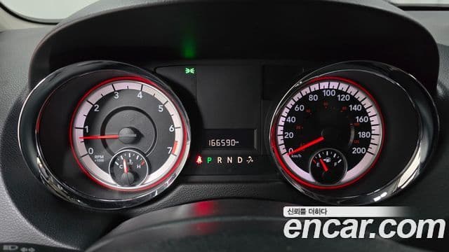 Dodge Grand 캐러밴, 2013 8