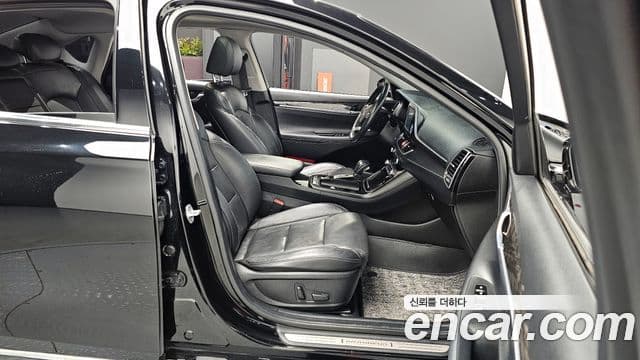 Hyundai Grandeur IG 3.0 LPi Modern (арендный автомобиль), 2018 11