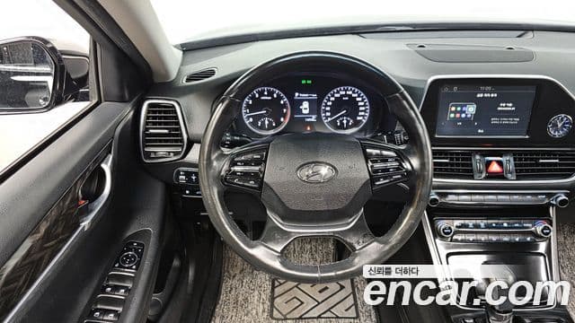 Hyundai Grandeur IG 3.0 LPi Modern (арендный автомобиль), 2018 13