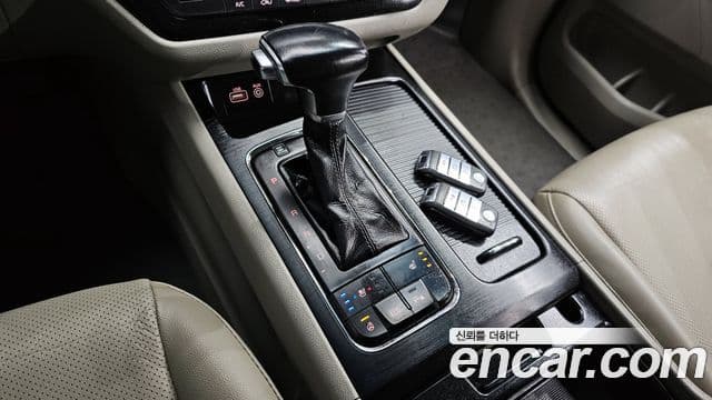 Kia All New Carnival Luxury, 2018 9