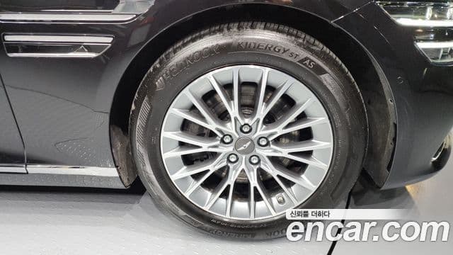 Genesis G80 (RG3) бензин 2.5 турбо AWD, 2022 все фото