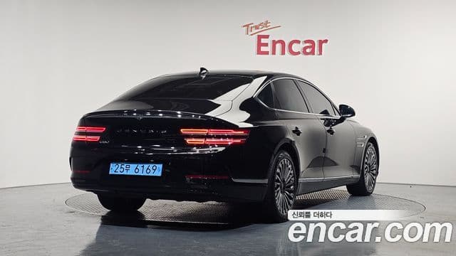 Genesis electrified G80 (RG3) e-AWD, 2022 2