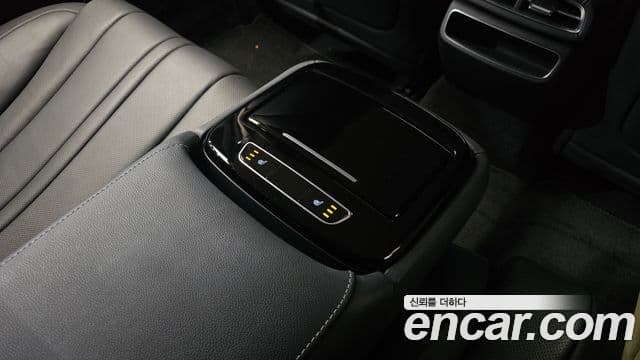 Genesis electrified G80 (RG3) e-AWD, 2022 19