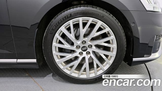 Audi A8 (D5) 55 TFSI Quattro LWB, 2021 все фото