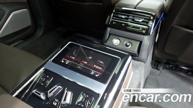 Audi A8 (D5) 55 TFSI Quattro LWB, 2021 19