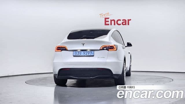 Tesla модель Y Long Range AWD, 2022 4