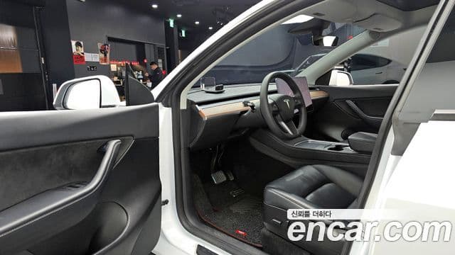 Tesla модель Y Long Range AWD, 2022 10