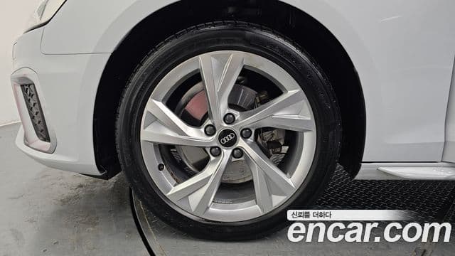 Audi A4 (B9) Premium, 2021 все фото