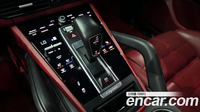 Porsche Cayenne (PO536) 3.0 купе, 2020 9