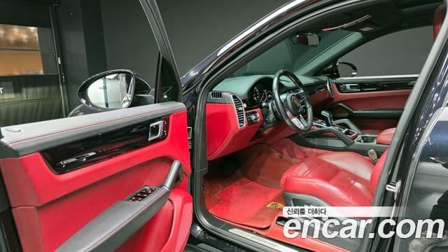 Porsche Cayenne (PO536) 3.0 купе, 2020 11