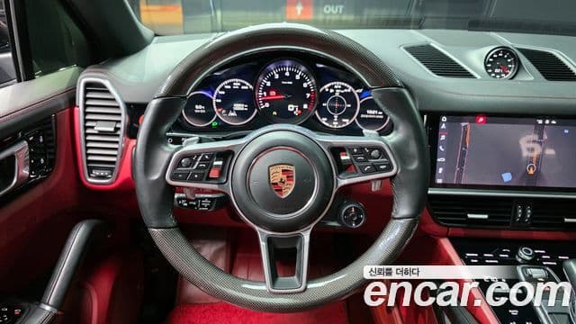 Porsche Cayenne (PO536) 3.0 купе, 2020 13