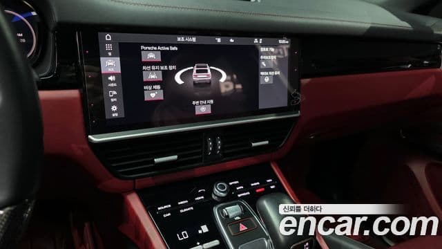 Porsche Cayenne (PO536) 3.0 купе, 2020 14