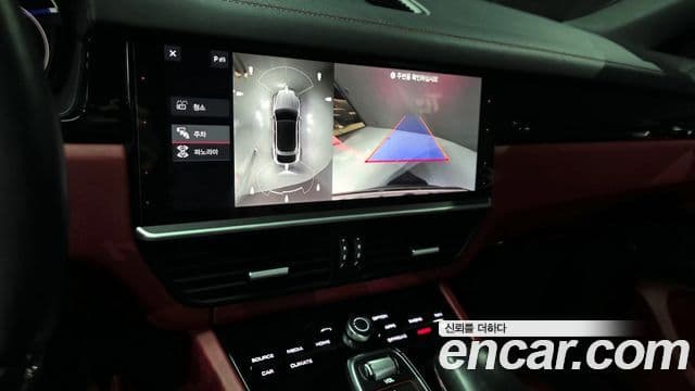 Porsche Cayenne (PO536) 3.0 купе, 2020 16