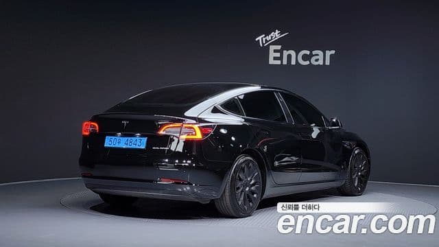 Tesla модель 3 Long Range, 2021 2