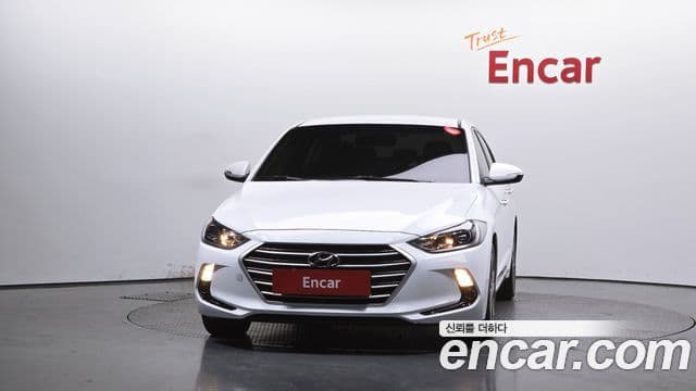 Hyundai Avante AD 1.6 GDI Value Plus, 2018 3