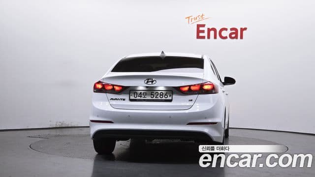 Hyundai Avante AD 1.6 GDI Value Plus, 2018 4