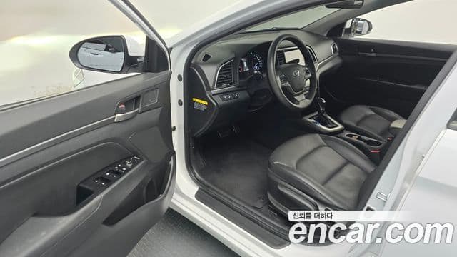 Hyundai Avante AD 1.6 GDI Value Plus, 2018 11