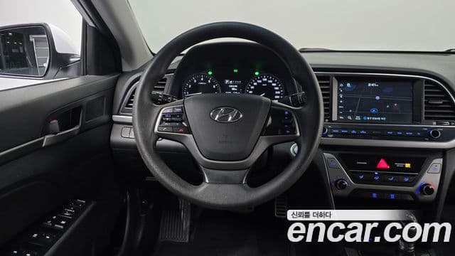 Hyundai Avante AD 1.6 GDI Value Plus, 2018 13