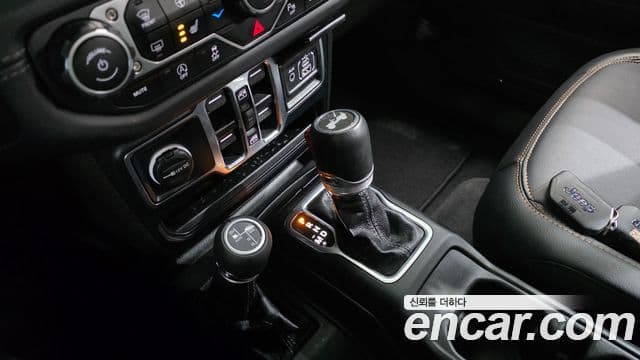 Jeep Wrangler (JL) 2.0 Sahara Power top 4도어, 2024 9