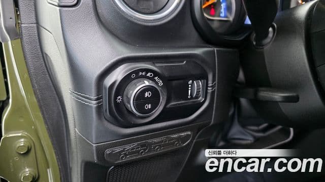 Jeep Wrangler (JL) 2.0 Sahara Power top 4도어, 2024 13