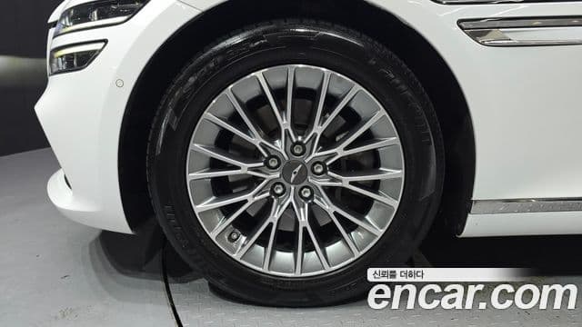 Genesis G80 (RG3) бензин 2.5 турбо AWD, 2023 все фото