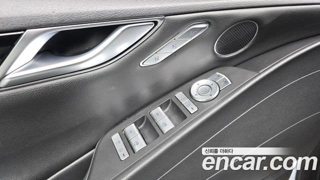 Genesis G80 (RG3) бензин 2.5 турбо AWD, 2023 18