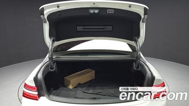 Genesis G80 (RG3) бензин 2.5 турбо AWD, 2023 20