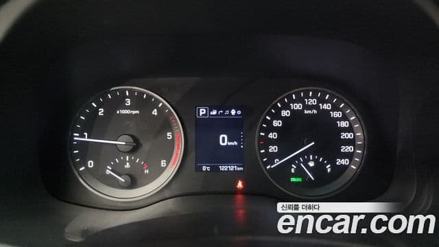 Hyundai All New Tucson Modern, 2017 8