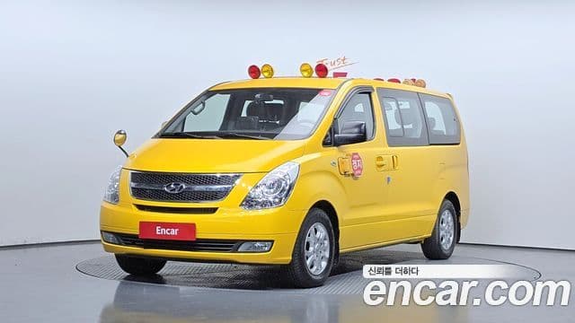 Hyundai Grand Starex детский перевозочный автомобиль, 2016 1