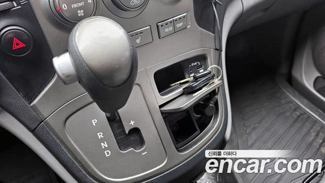 Hyundai Grand Starex детский перевозочный автомобиль, 2016 9