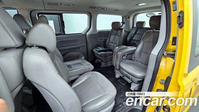 Hyundai Grand Starex детский перевозочный автомобиль, 2016 12