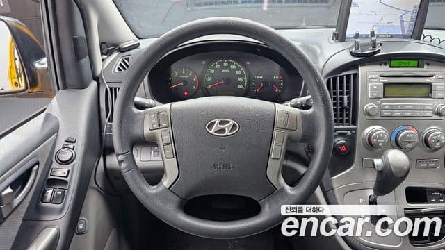 Hyundai Grand Starex детский перевозочный автомобиль, 2016 13