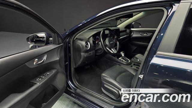 Kia The / новый New K3 2세대 Prestige, 2022 11